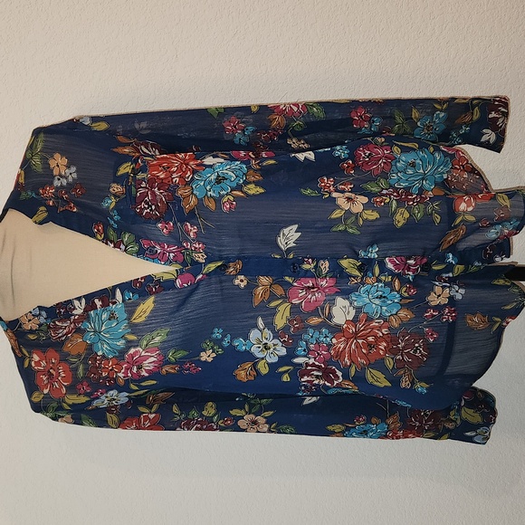 Kut from the Kloth Navy Floral Sheer Button Down Blouse M - Picture 1 of 15